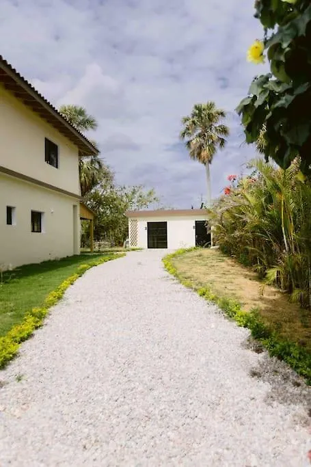 Villas Elim A And B Cabrera